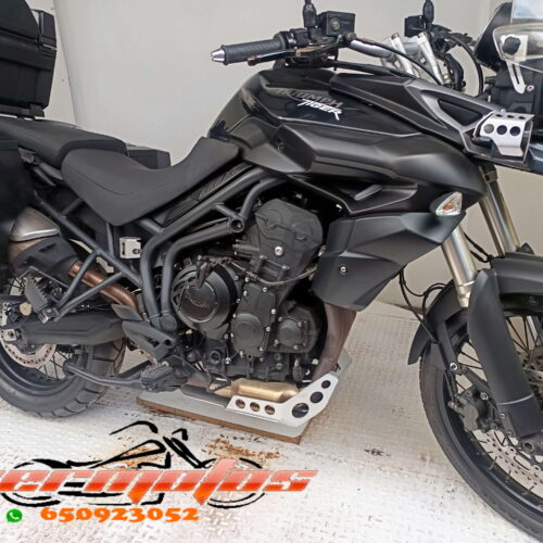 TRIUMPH TIGER-800-XC.