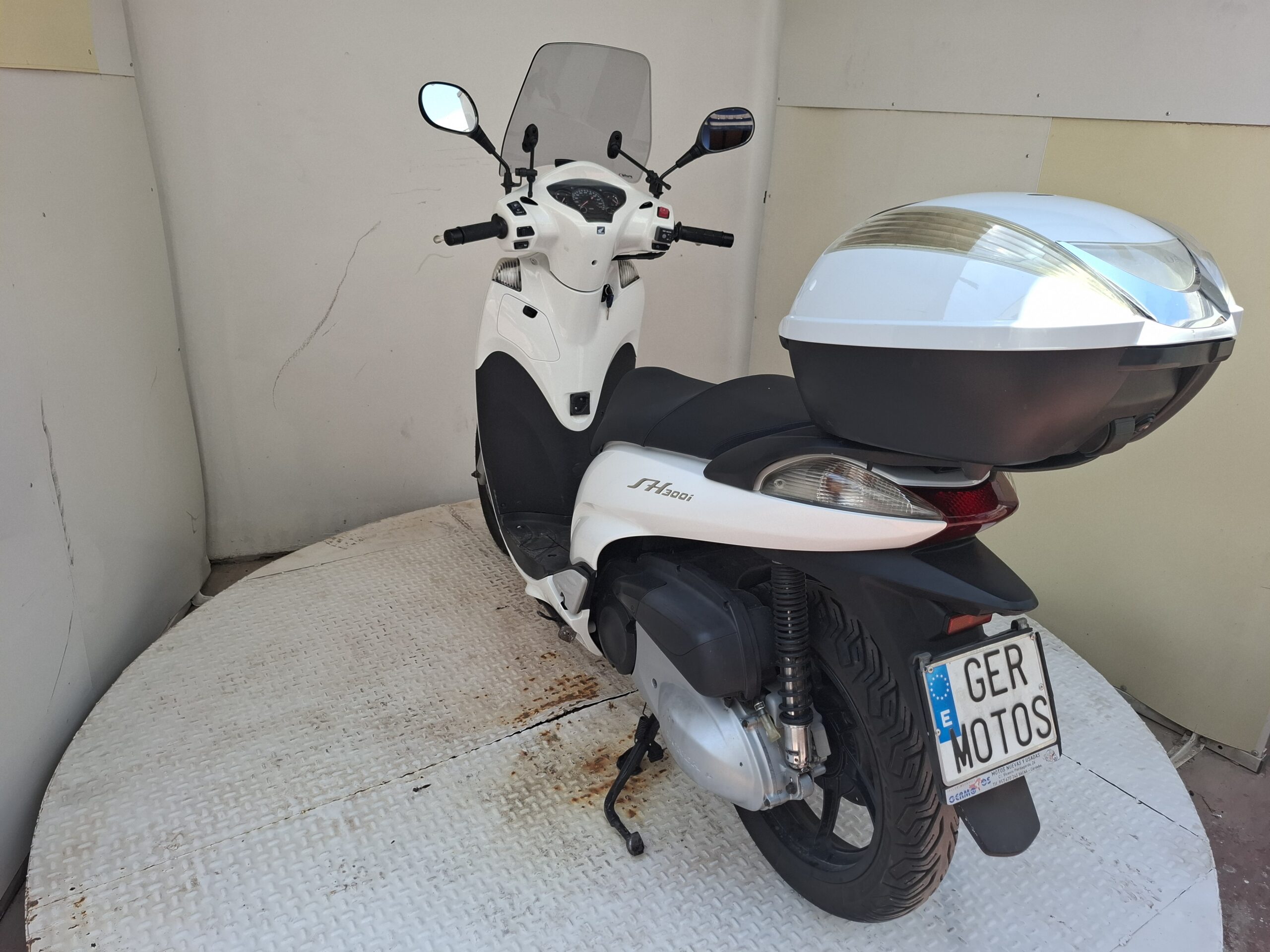 HONDA SH300 - Imagen 5