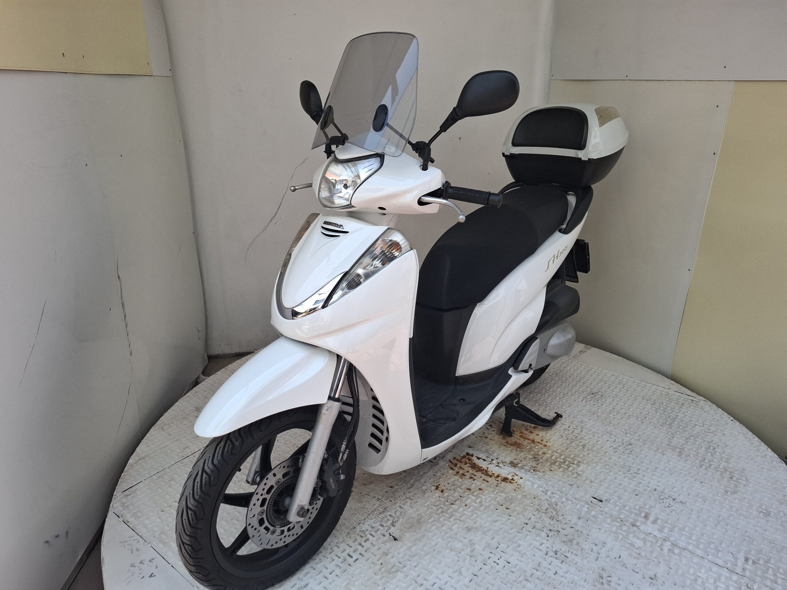 HONDA SH300 - Imagen 2