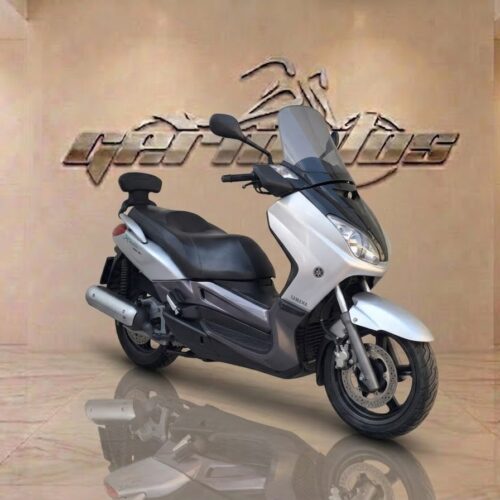 YAMAHA XMAX-125