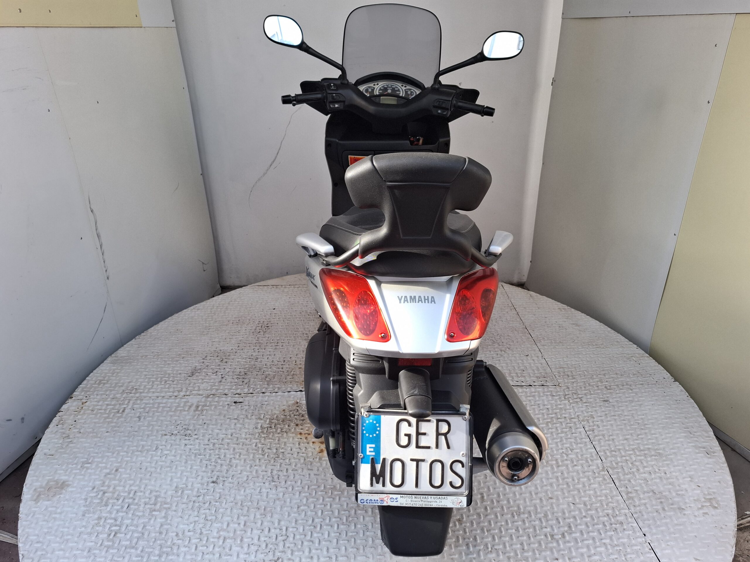 YAMAHA XMAX-125 - Imagen 8